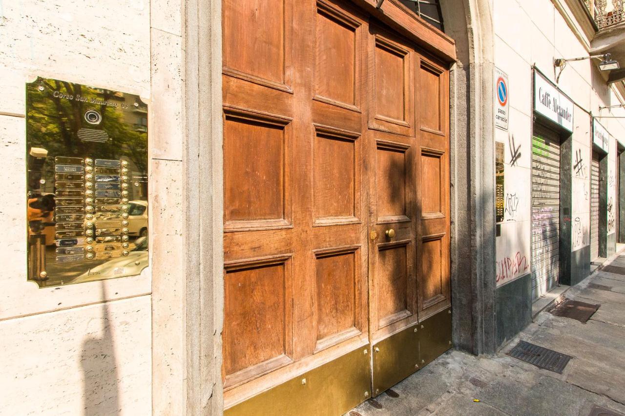 Mole Antonelliana & Royal Gardens Cozy Studio トリノ エクステリア 写真